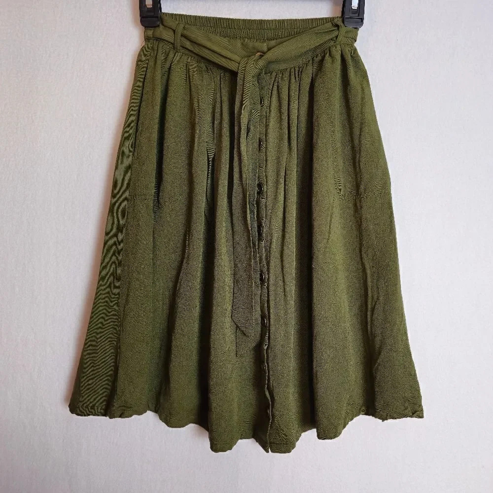 MODCLOTH GREEN skirt‎ XXS
